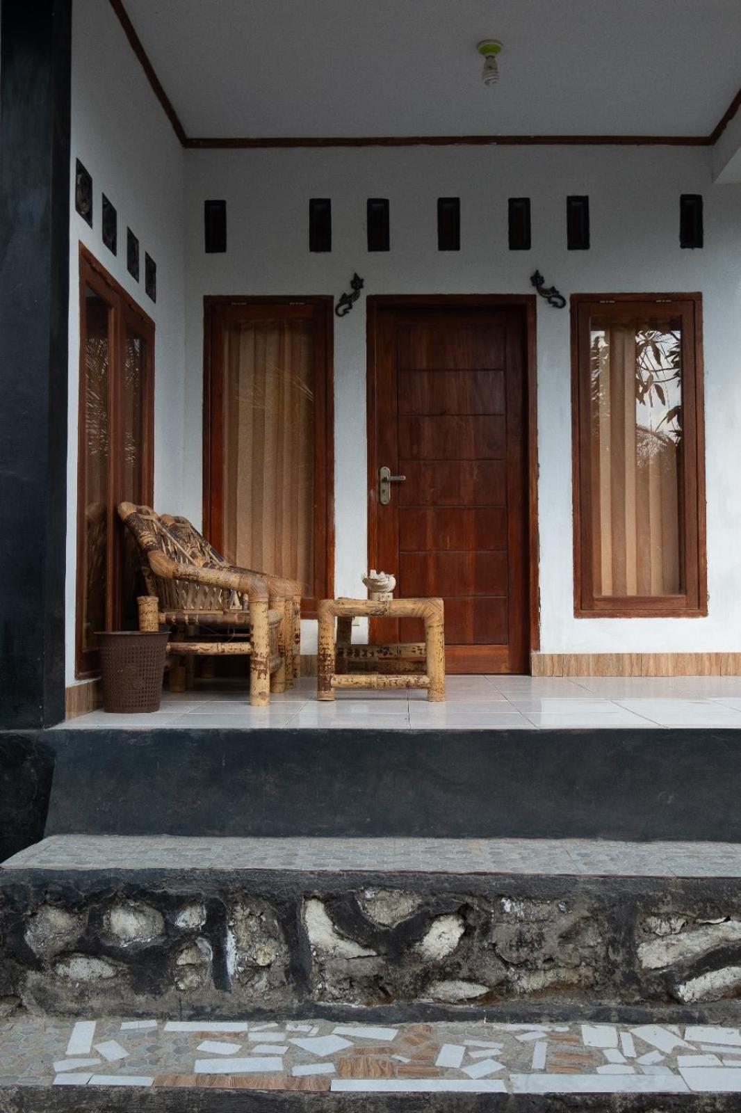 Ramdan Homestay Kuta  Zewnętrze zdjęcie