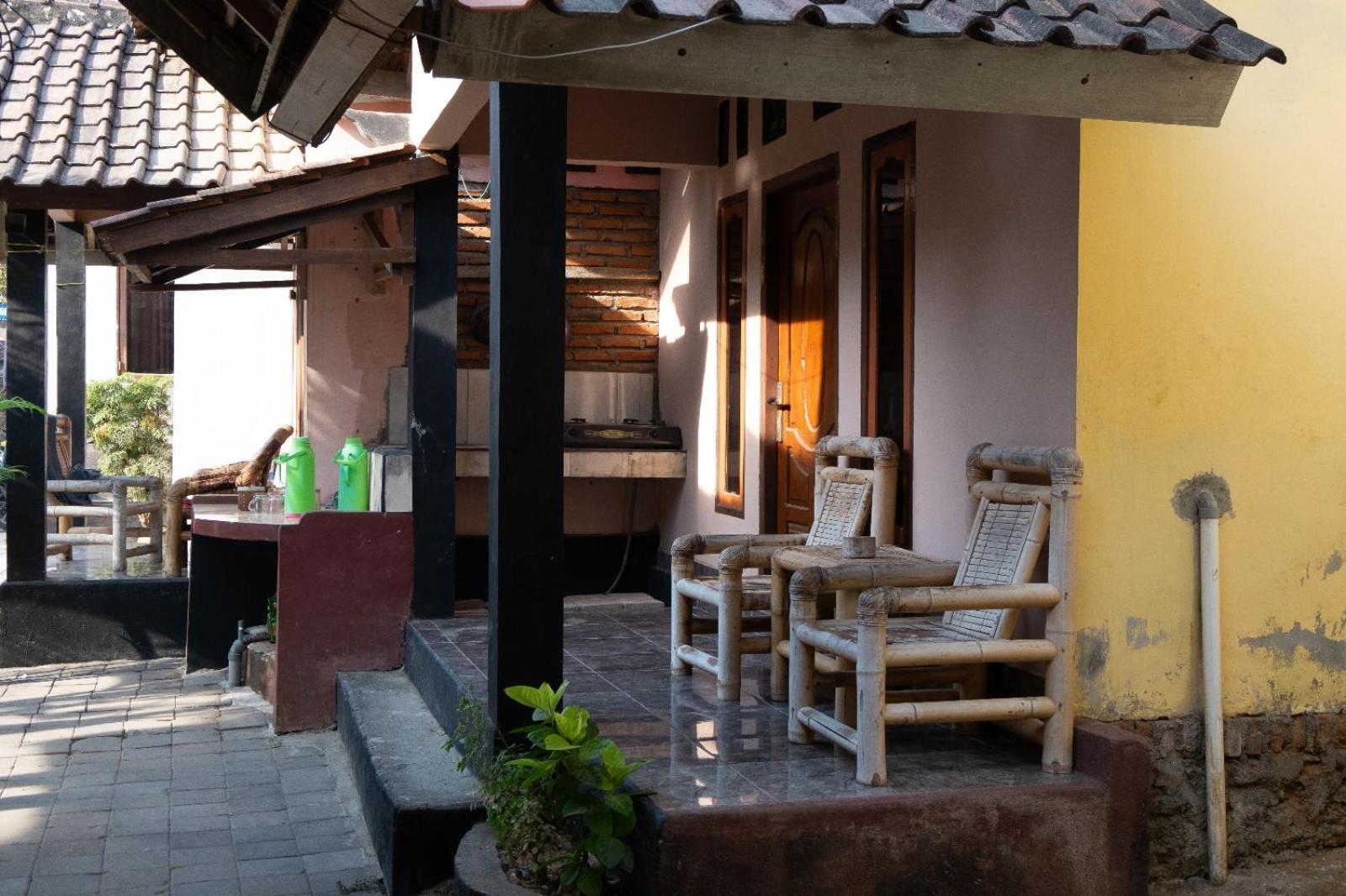 Ramdan Homestay Kuta  Zewnętrze zdjęcie