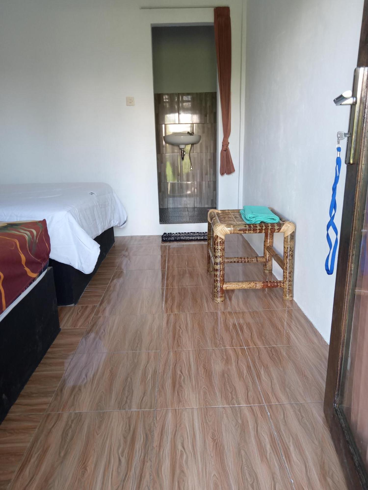 Ramdan Homestay Kuta  Zewnętrze zdjęcie