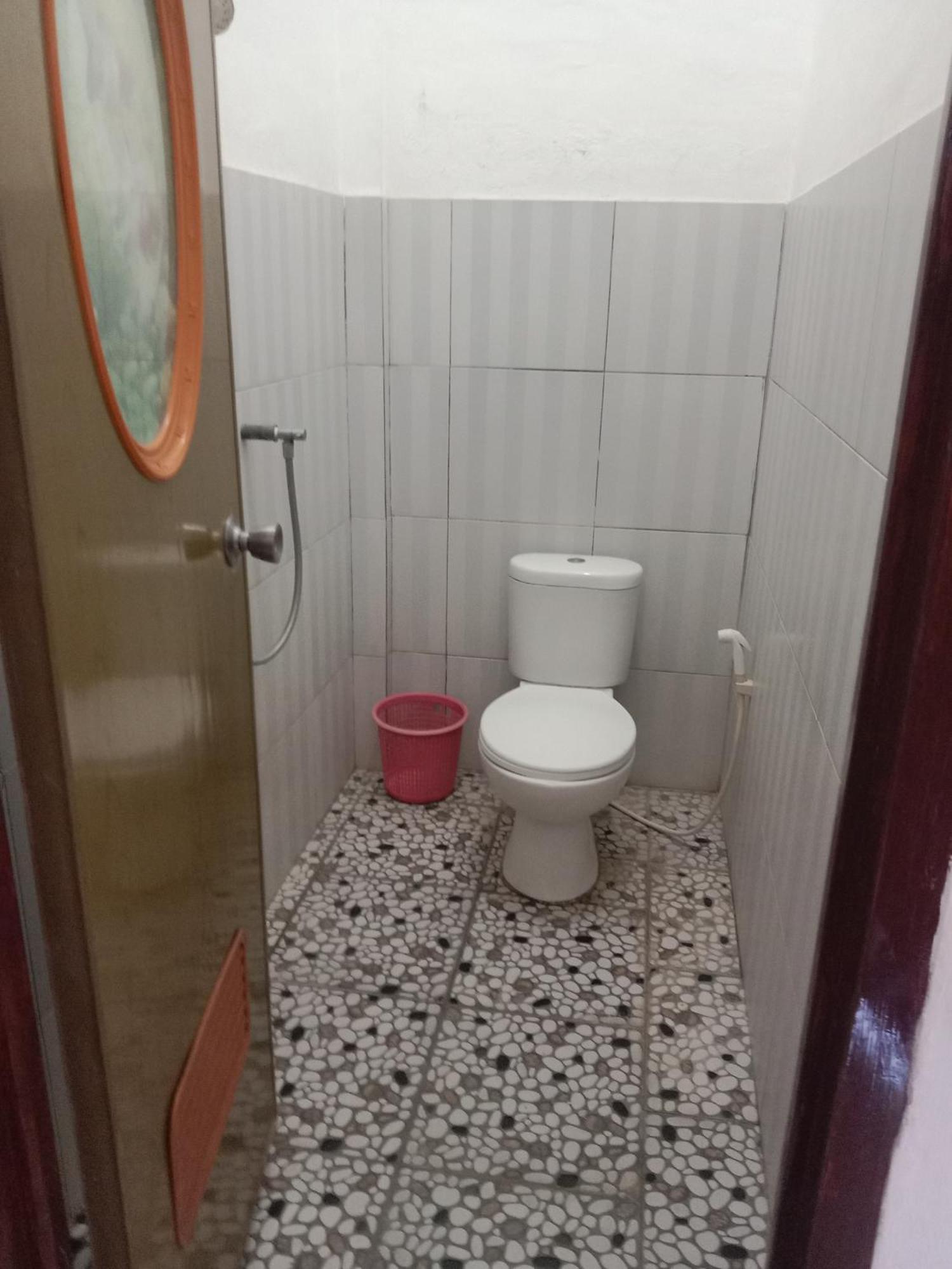 Ramdan Homestay Kuta  Zewnętrze zdjęcie