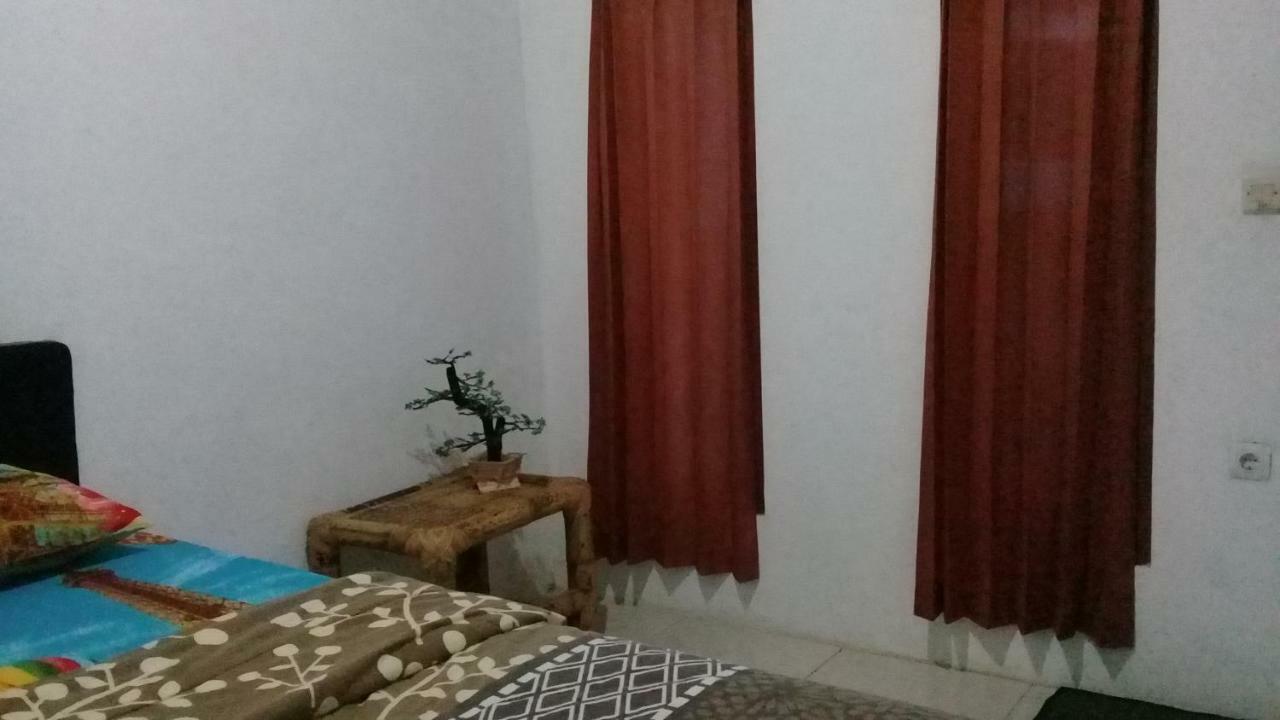 Ramdan Homestay Kuta  Zewnętrze zdjęcie