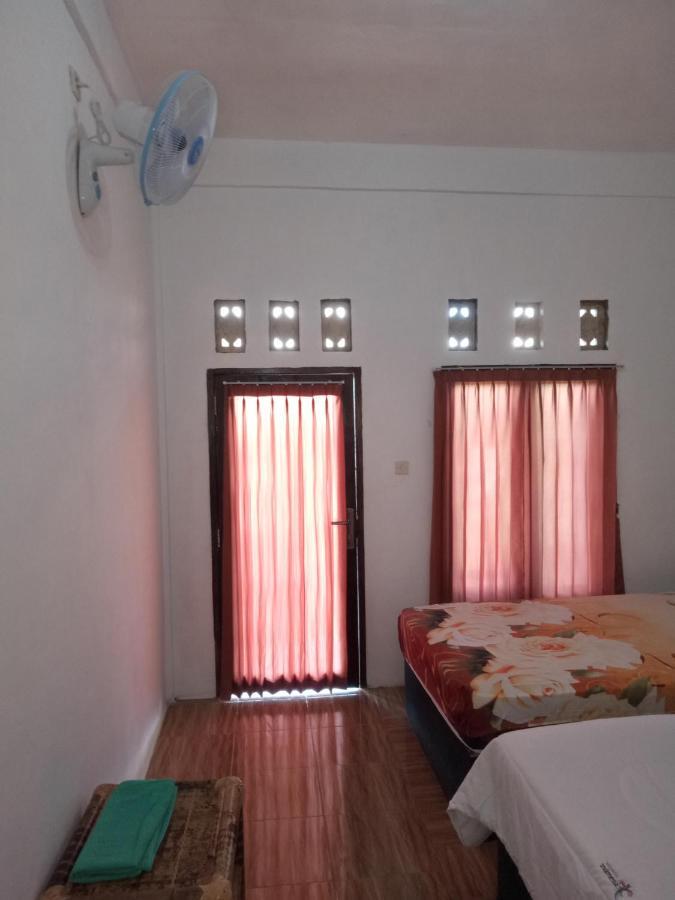 Ramdan Homestay Kuta  Zewnętrze zdjęcie
